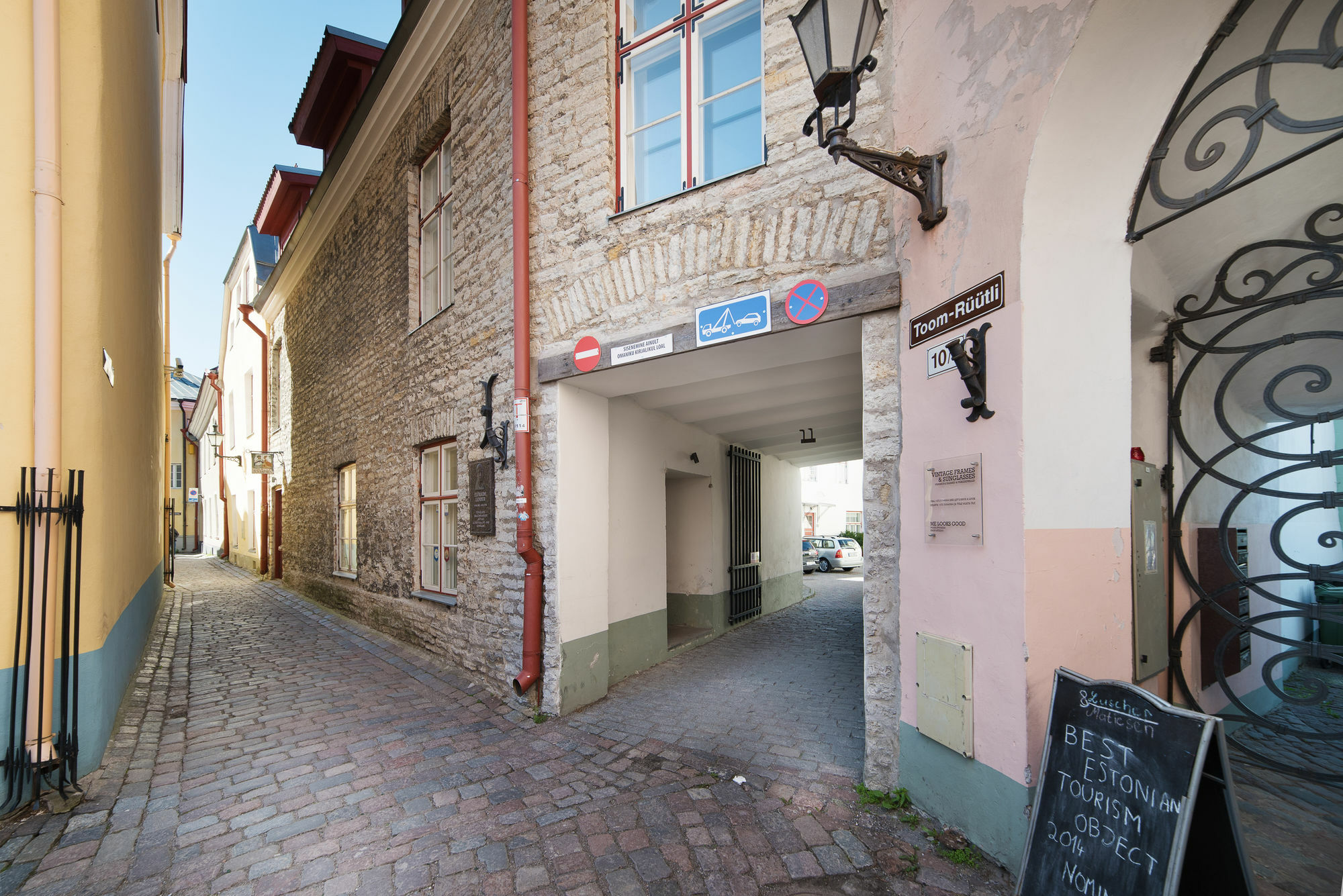 Tallinn City Apartments - Town Hall Square Bagian luar foto