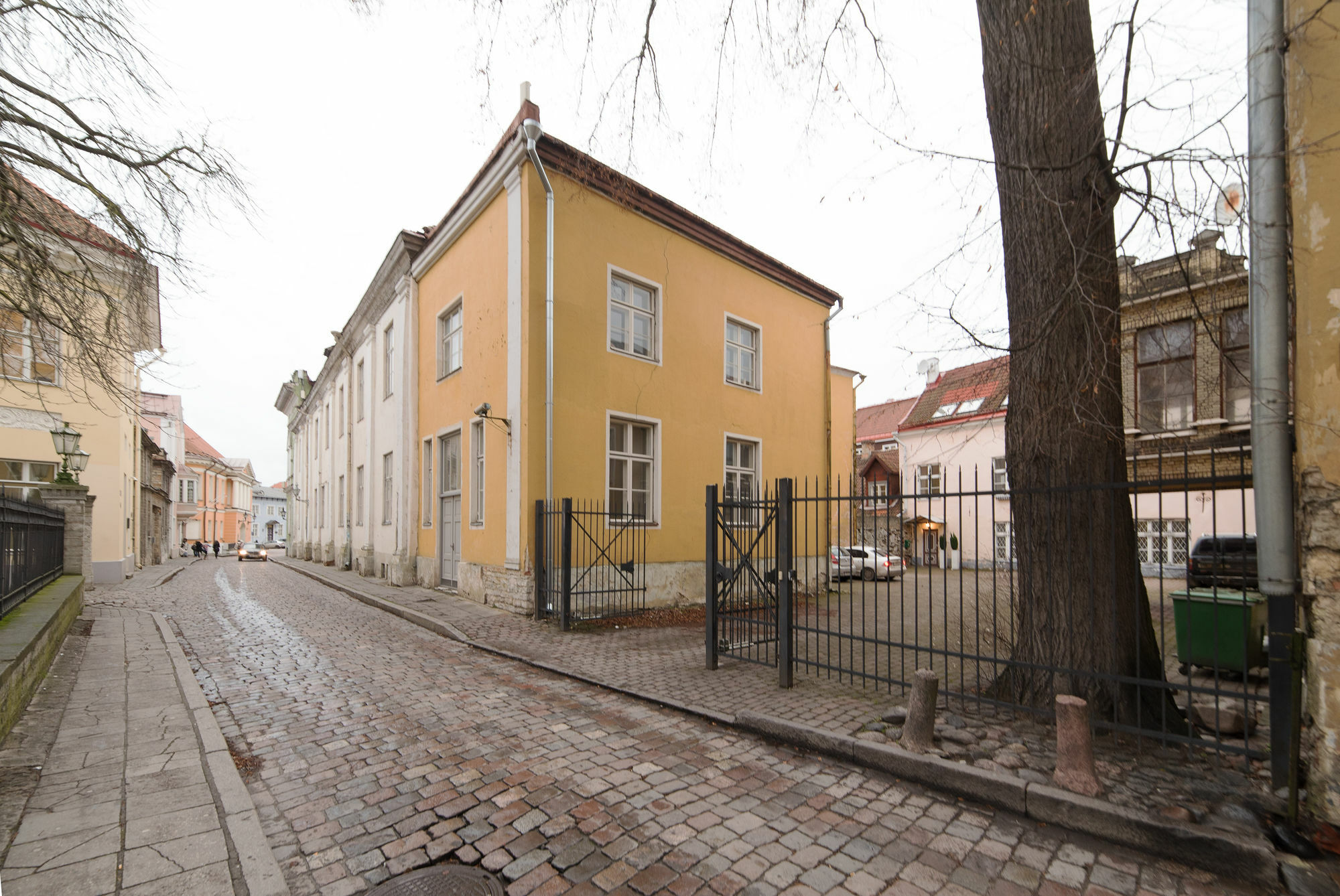 Tallinn City Apartments - Town Hall Square Bagian luar foto